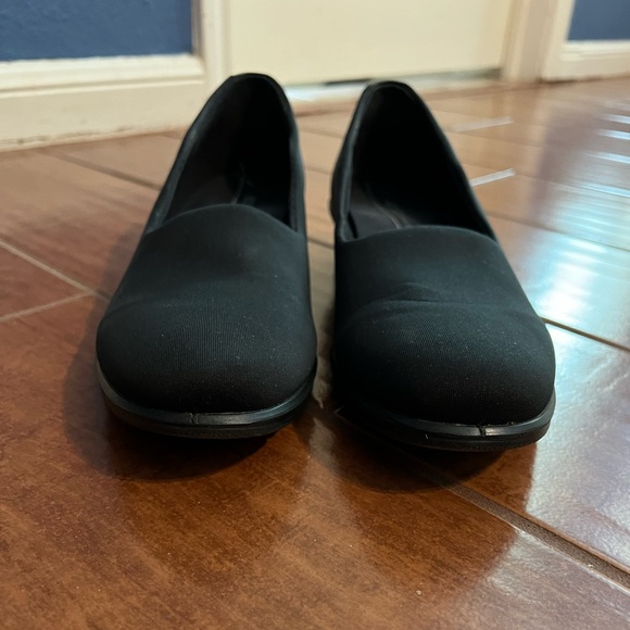 ECCO Soft Loafers - EUC - Picture 2 of 6
